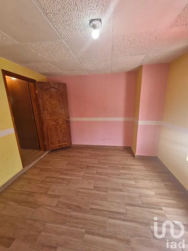 Casa en Venta en Rincón de San Lorenzo, Toluca, Estado De México | NEX-228978 | iad México | Foto 15 de 18