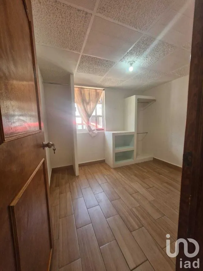 Casa en Venta en Rincón de San Lorenzo, Toluca, Estado De México | NEX-228978 | iad México | Foto 3 de 18