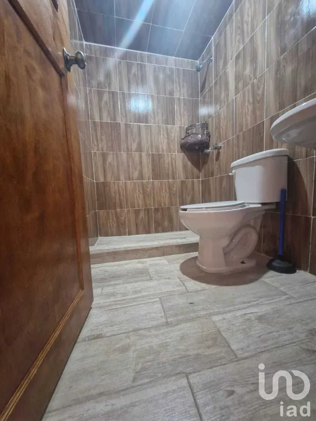 Casa en Venta en Rincón de San Lorenzo, Toluca, Estado De México | NEX-228978 | iad México | Foto 4 de 18