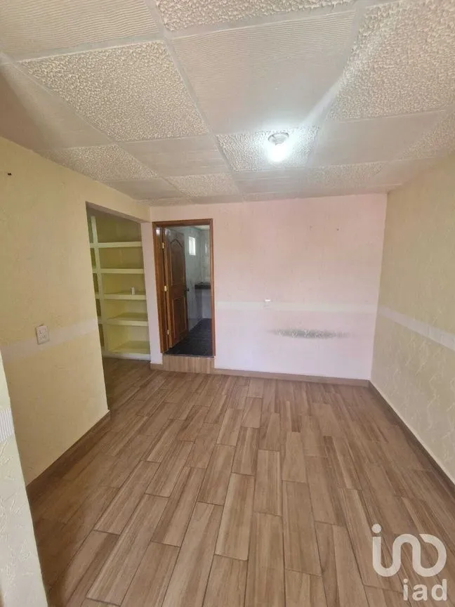Casa en Venta en Rincón de San Lorenzo, Toluca, Estado De México | NEX-228978 | iad México | Foto 10 de 18