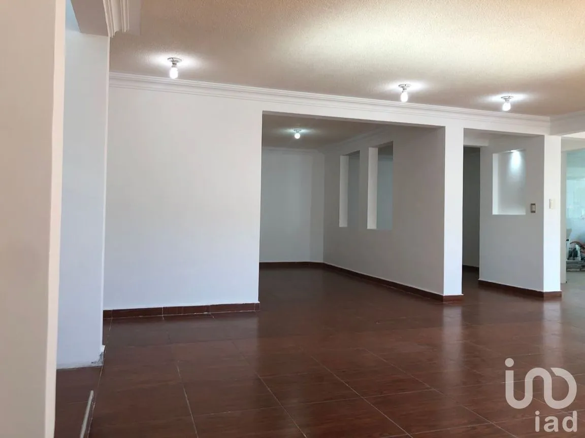 Casa en Renta en Xinantécatl, Metepec, Estado De México | NEX-229321 | iad México | Foto 8 de 22