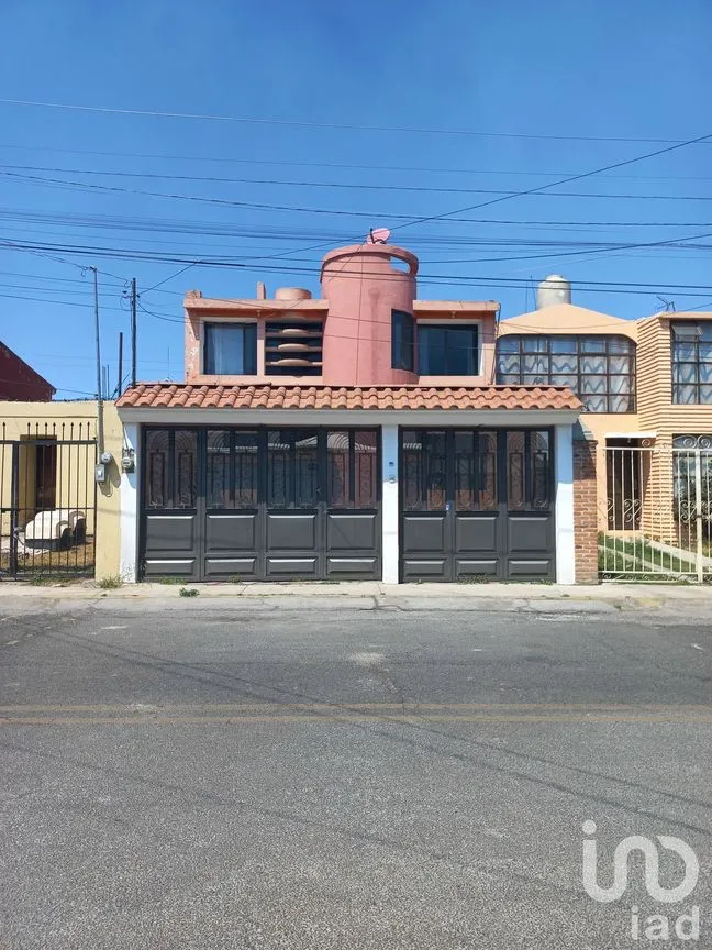 Casa en Venta en Las Flores, Toluca, Estado De México | NEX-231752 | iad México | Foto 1 de 13