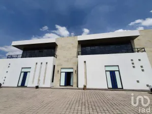 NEX-60742 - Edificio en Venta, con 2816 m2 de construcción.