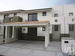 NEX-220760 - Casa en Renta, con 3 recamaras, con 2 baños, con 146 m2 de construcción en Zibatá, CP 76269, Querétaro.