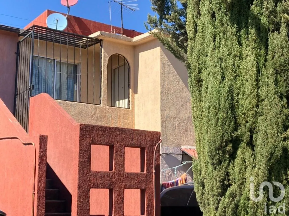 Casa en Venta en Prados de Tollocan, Toluca, México | NEX-151531 | iad México | Foto 2 de 17