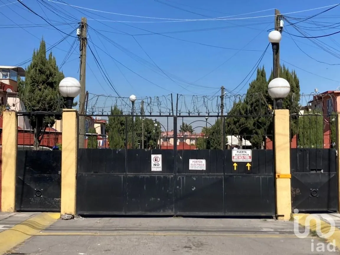 Casa en Venta en Prados de Tollocan, Toluca, México | NEX-151531 | iad México | Foto 1 de 17