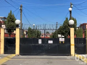 NEX-151531 - Casa en Venta, con 2 recamaras, con 1 baño, con 53 m2 de construcción en Prados de Tollocan, CP 50240, México.