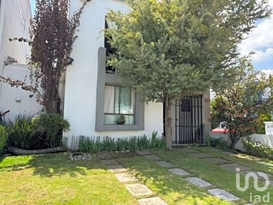 Casa en Venta en Bosques Residencial, Zinacantepec, México | NEX-257787 | iad México | Foto 2 de 17