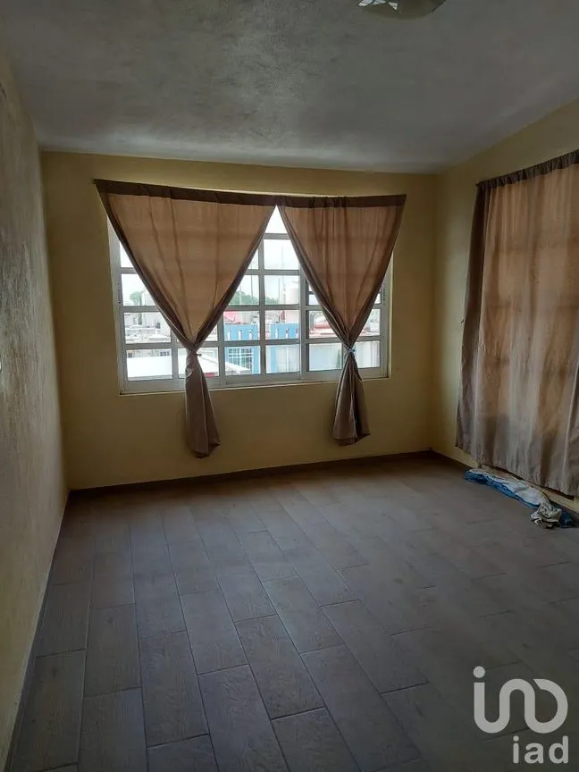 Casa en Venta en Paseos San Martín, Toluca, México | NEX-259465 | iad México | Foto 5 de 11