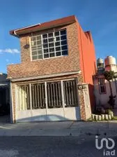 NEX-259465 - Casa en Venta, con 3 recamaras, con 2 baños, con 139 m2 de construcción.