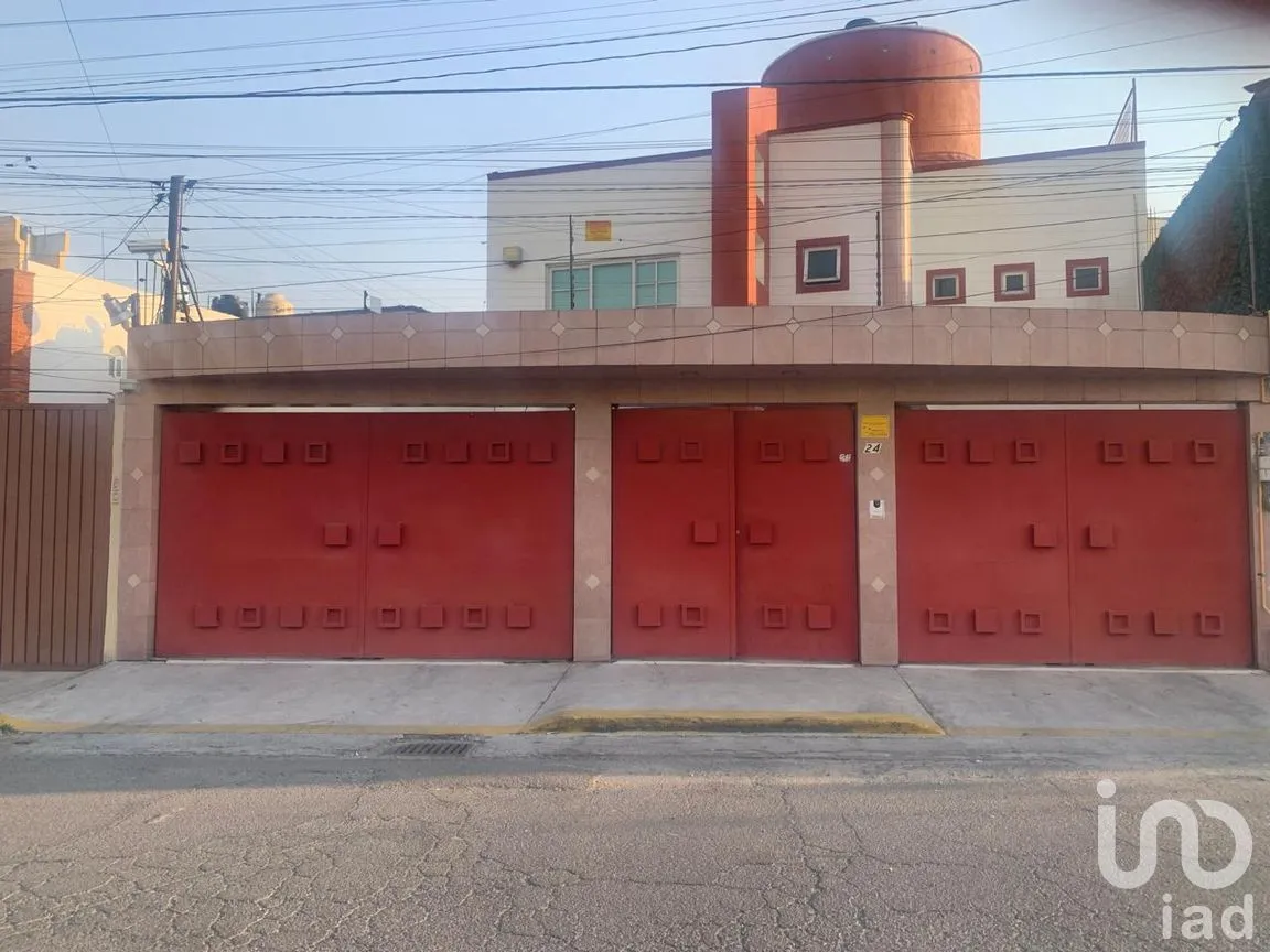 Casa en Venta en Bellavista, Metepec, México | NEX-264622 | iad México | Foto 1 de 15