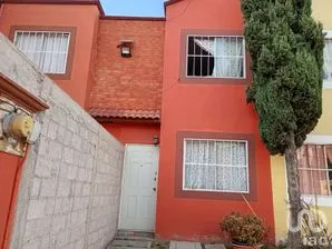 NEX-291215 - Casa en Venta, con 2 recamaras, con 1 baño, con 62 m2 de construcción.