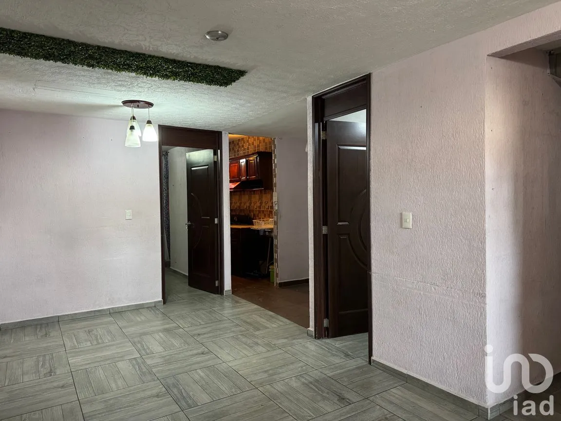 Casa en Venta en Paseos San Martín, Toluca, México | NEX-295144 | iad México | Foto 6 de 14
