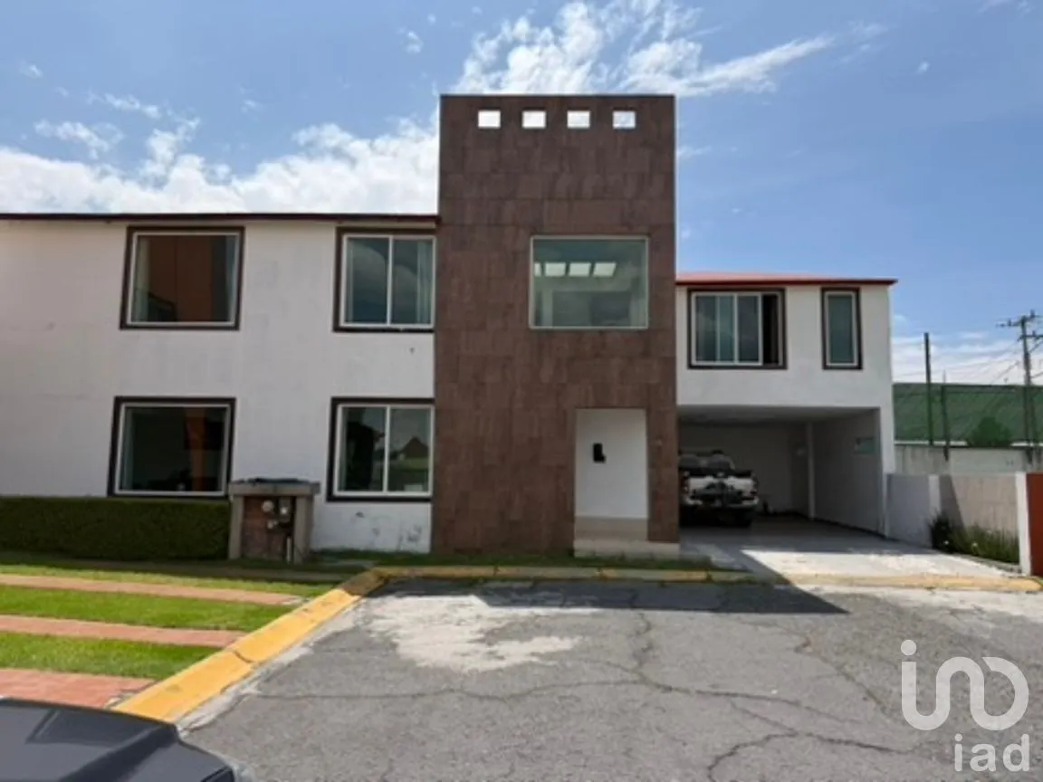 Casa en Venta en Ex Hacienda San José, Toluca, México | NEX-300037 | iad México | Foto 1 de 15