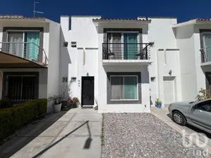 NEX-294340 - Casa en Venta, con 3 recamaras, con 2 baños, con 139 m2 de construcción en Bugambilias, CP 78436, San Luis Potosí.