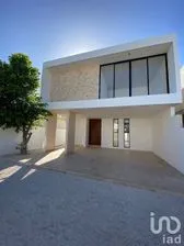 NEX-209651 - Casa en Venta, con 3 recamaras, con 3 baños, con 225 m2 de construcción en Dzityá, CP 97302, Yucatán.