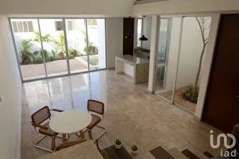 NEX-267472 - Casa en Venta, con 2 recamaras, con 1 baño, con 134 m2 de construcción.