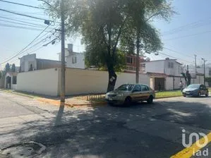 NEX-202391 - Casa en Venta, con 3 recamaras, con 2 baños, con 400 m2 de construcción en Jardines de Atizapán, CP 52978, Estado De México.