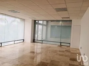NEX-229989 - Oficina en Renta, con 68 m2 de construcción en Hacienda de Valle Escondido, CP 52937, Estado De México.