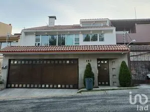 NEX-230003 - Casa en Venta, con 4 recamaras, con 3 baños, con 345 m2 de construcción en Mayorazgos del Bosque, CP 52957, Estado De México.