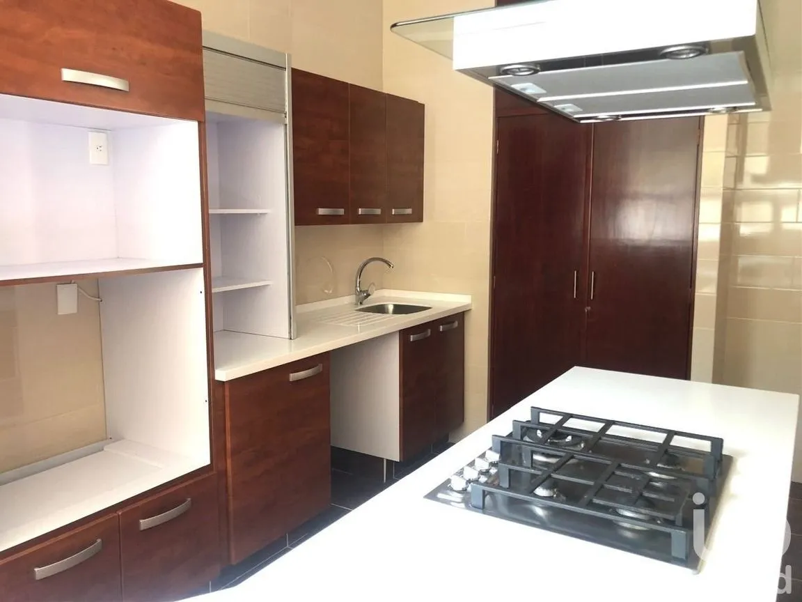 Casa en Venta en Condado de Sayavedra, Atizapán de Zaragoza, Estado De México | NEX-230024 | iad México | Foto 4 de 13