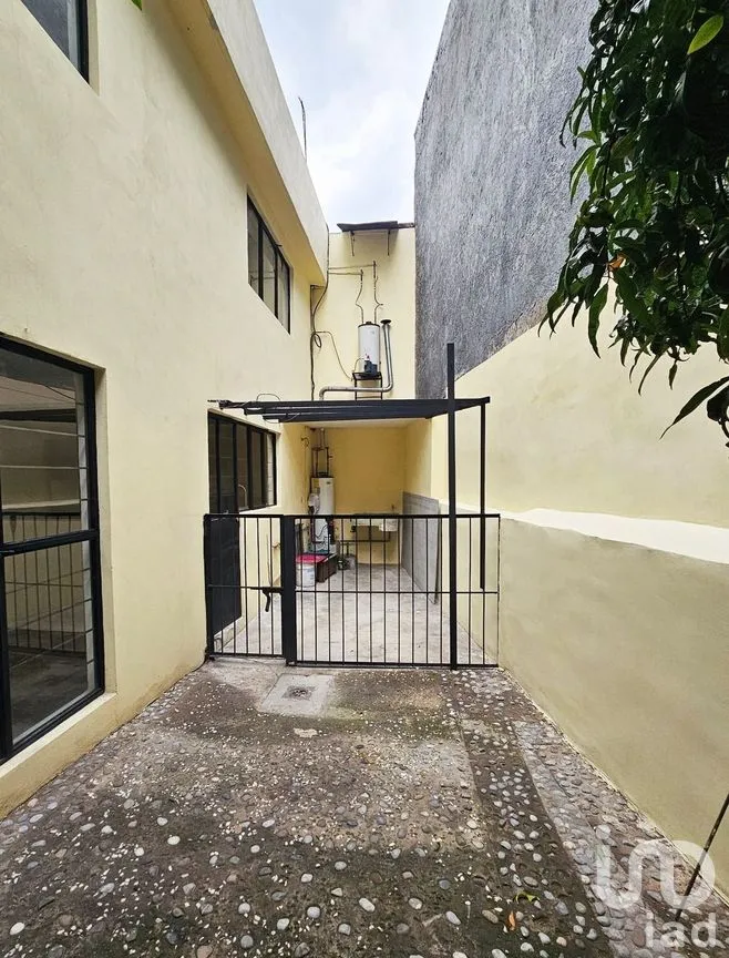Casa en Venta en Jardines de Santa Mónica, Tlalnepantla de Baz, Estado de México | NEX-285219 | iad México | Foto 33 de 35