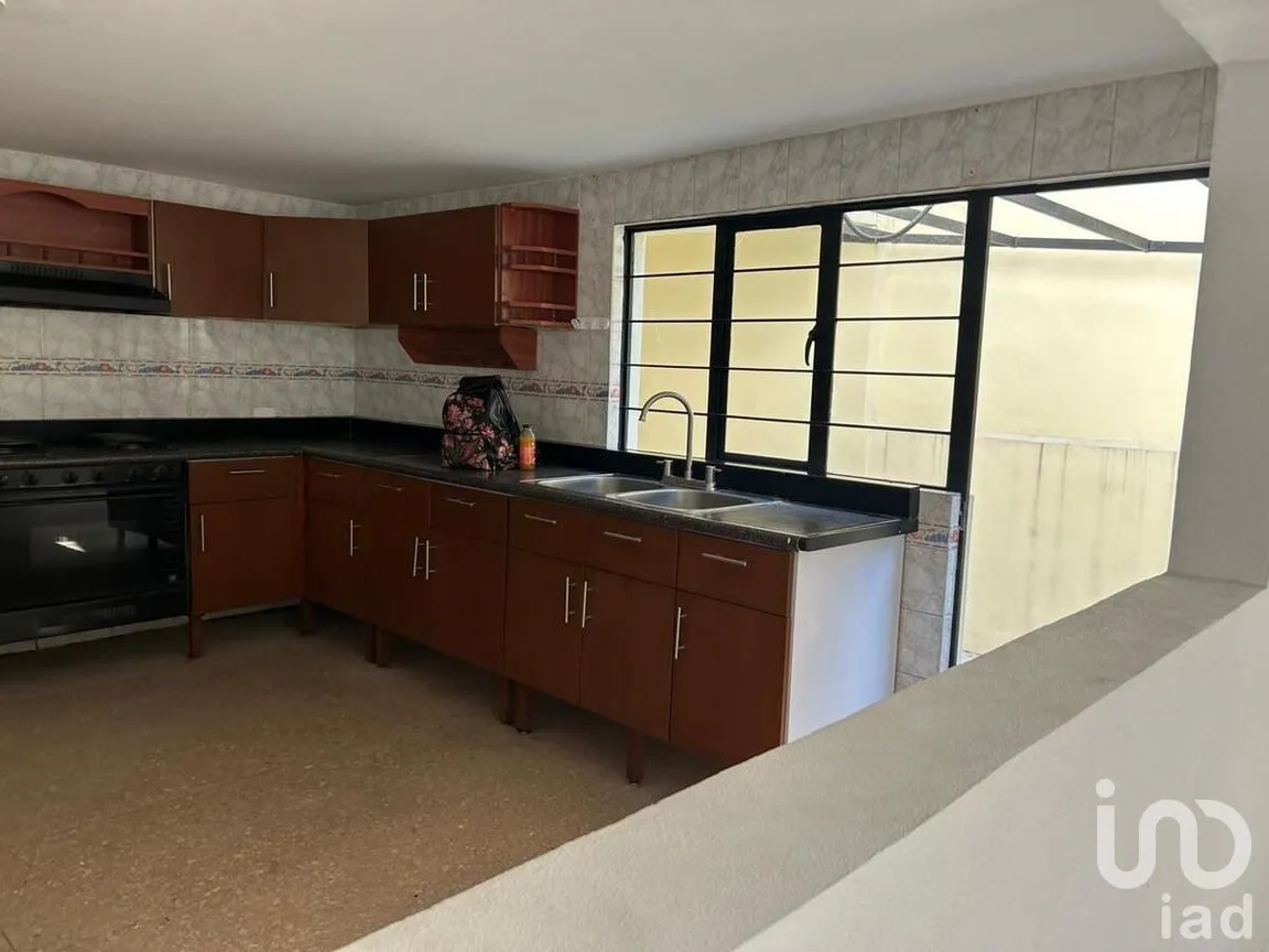 Casa en Venta en Jardines de Santa Mónica, Tlalnepantla de Baz, Estado de México | NEX-285219 | iad México | Foto 8 de 35