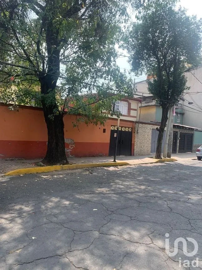 Casa en Venta en Álvaro Obregón, Venustiano Carranza, Ciudad de México | NEX-104200 | iad México | Foto 1 de 6