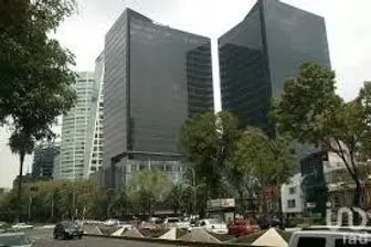 NEX-207195 - Oficina en Renta, con 2 baños, con 424 m2 de construcción.