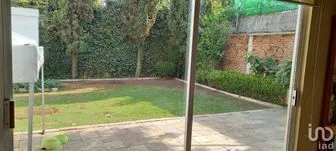 NEX-208540 - Casa en Venta, con 3 recamaras, con 5 baños, con 420 m2 de construcción.