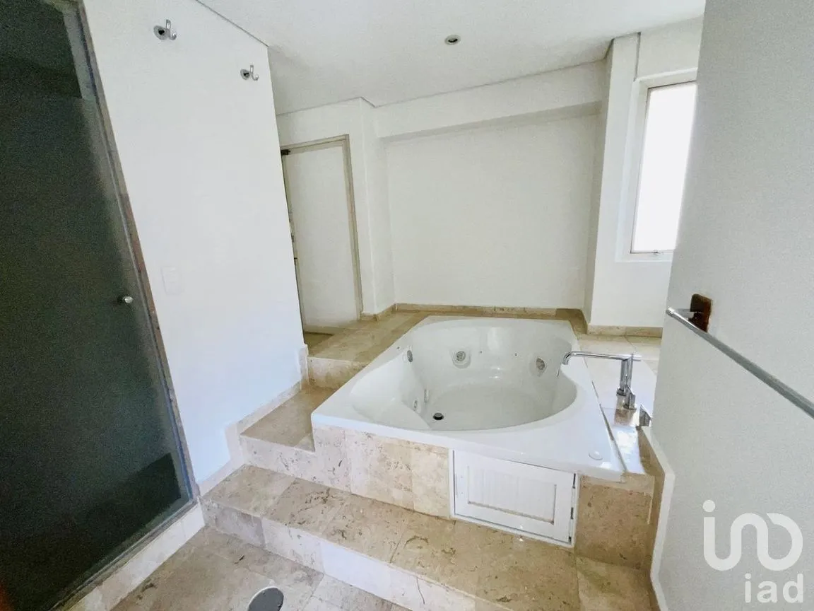 Departamento en Renta en Lomas Country Club, Huixquilucan, Estado De México | NEX-227482 | iad México | Foto 28 de 34