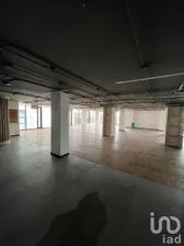 NEX-227496 - Oficina en Renta, con 2 baños, con 700 m2 de construcción.