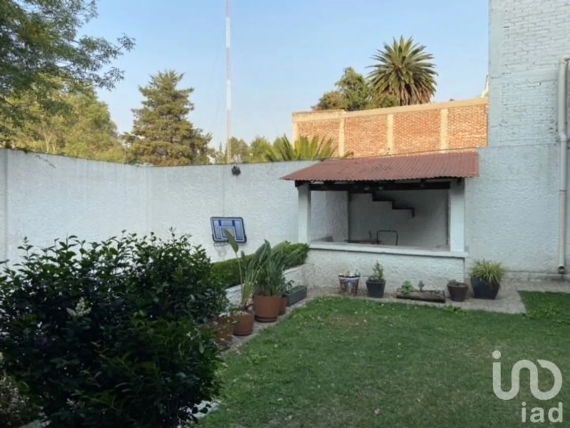 Casa en Renta en La Herradura, Huixquilucan, Estado De México | NEX-227540 | iad México | Foto 2 de 48