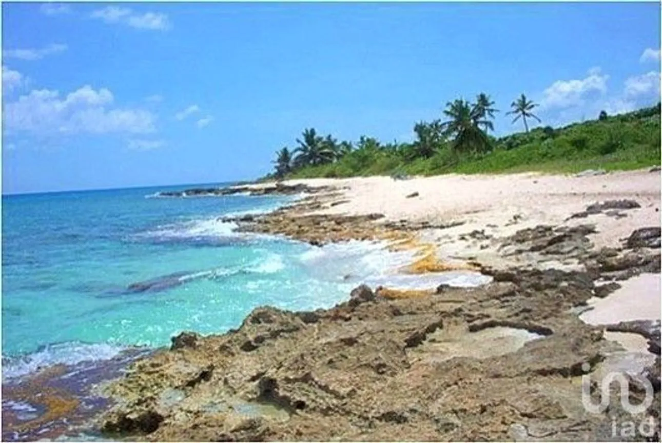 Terreno en Venta en Playa del Carmen, Solidaridad, Quintana Roo | NEX-227561 | iad México | Foto 1 de 4