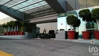 NEX-227650 - Local en Renta, con 148 m2 de construcción en Interlomas, CP 52787, Estado De México.