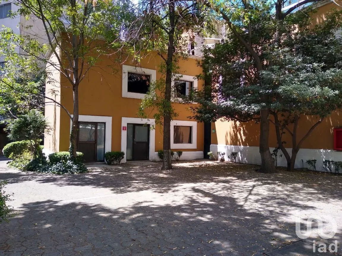 Casa en Renta en Lomas de Chapultepec, Miguel Hidalgo, Ciudad de México | NEX-228100 | iad México | Foto 1 de 27