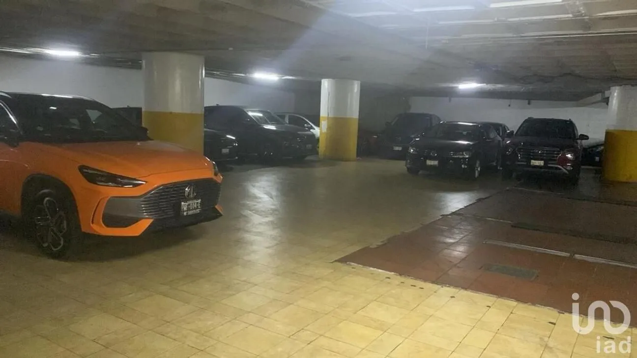 Oficina en Renta en Lomas de Chapultepec, Miguel Hidalgo, Ciudad de México | NEX-229447 | iad México | Foto 2 de 3