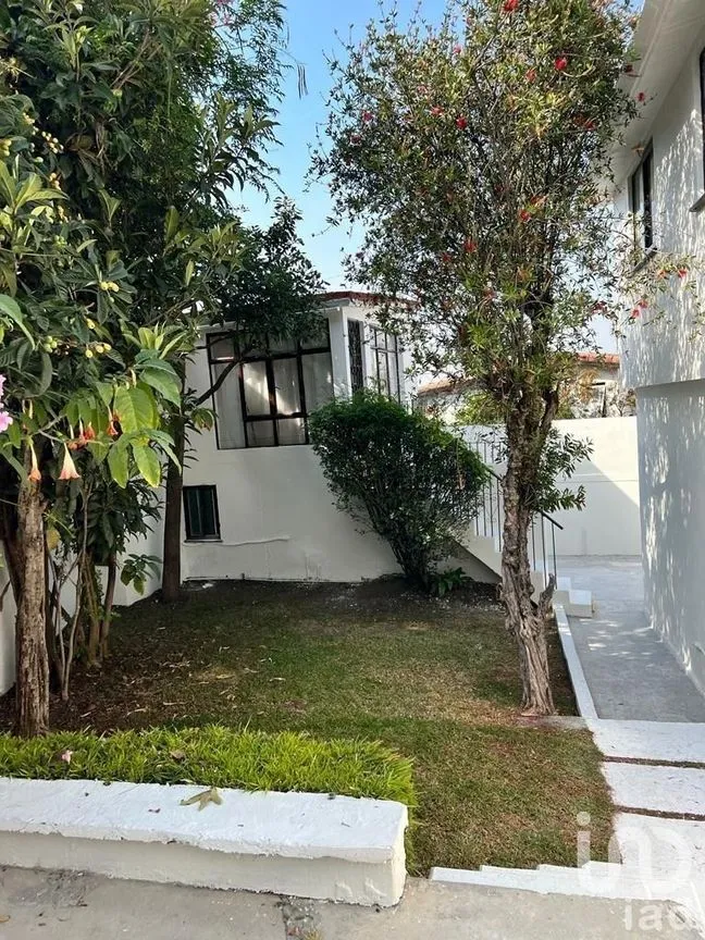 Casa en Renta en Lomas de Tecamachalco, Huixquilucan, Estado De México | NEX-232198 | iad México | Foto 1 de 24