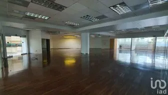 NEX-207217 - Oficina en Renta, con 8 baños, con 600 m2 de construcción.