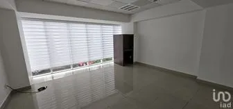NEX-267834 - Oficina en Renta, con 2 baños, con 112 m2 de construcción.
