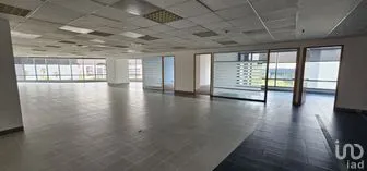 NEX-268428 - Oficina en Renta, con 10 baños, con 364.18 m2 de construcción.