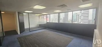 NEX-270048 - Oficina en Renta, con 8 baños, con 84 m2 de construcción.
