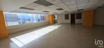 NEX-271596 - Oficina en Renta, con 6 baños, con 300 m2 de construcción.
