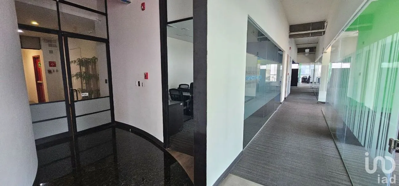 Oficina en Renta en Santa Fe Cuajimalpa, Cuajimalpa de Morelos, Ciudad de México | NEX-276304 | iad México | Foto 14 de 26