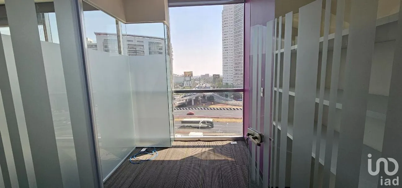 Oficina en Renta en Santa Fe Cuajimalpa, Cuajimalpa de Morelos, Ciudad de México | NEX-276304 | iad México | Foto 21 de 26
