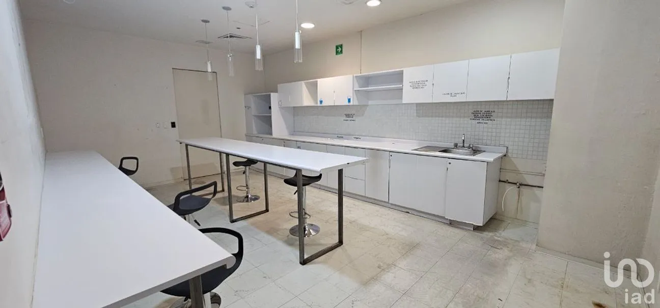 Oficina en Renta en Santa Fe Cuajimalpa, Cuajimalpa de Morelos, Ciudad de México | NEX-276304 | iad México | Foto 10 de 26