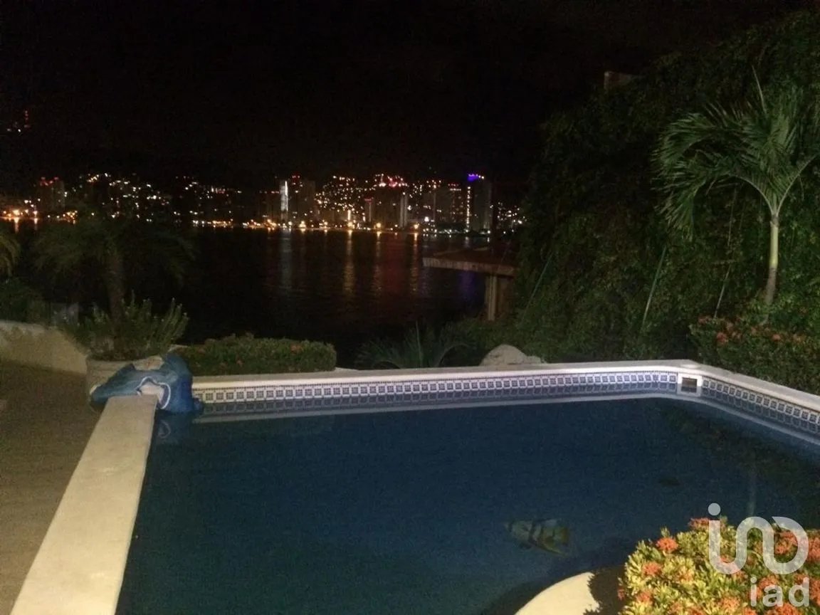 Departamento en Venta en Playa Guitarrón, Acapulco de Juárez, Guerrero | NEX-276340 | iad México | Foto 7 de 37