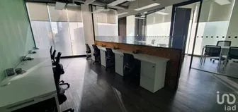 NEX-278052 - Oficina en Renta, con 4 baños.