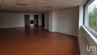 NEX-296138 - Oficina en Renta, con 2 baños, con 259 m2 de construcción.