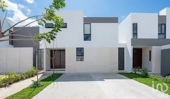 NEX-207150 - Casa en Venta, con 4 recamaras, con 4 baños, con 196 m2 de construcción en Cholul, CP 97305, Yucatán.